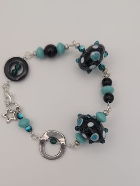 Handmade Turquoise Beaded Bracelet - Women Jewelry 7.5"